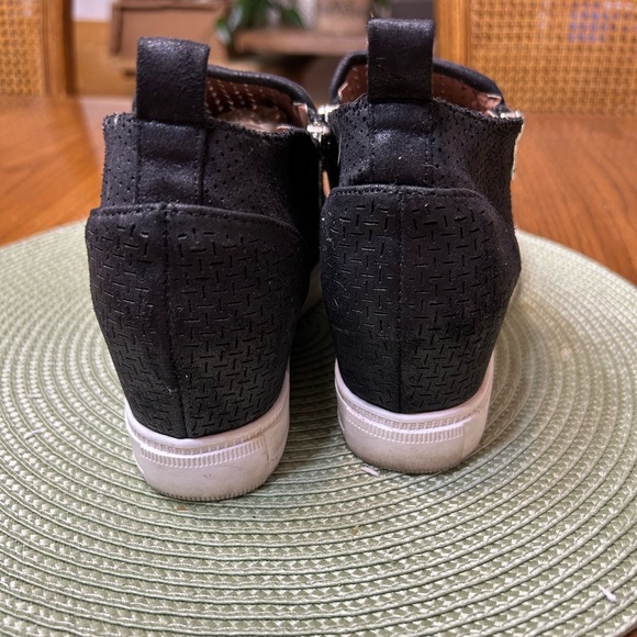 DV by Dolce Vita Black Perforated Wedge Sneakers - Picture 5 of 7